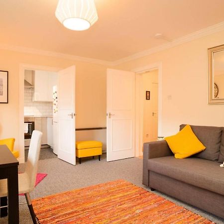 Altido Lovely Apartment For 4 With Free Parking エディンバラ エクステリア 写真