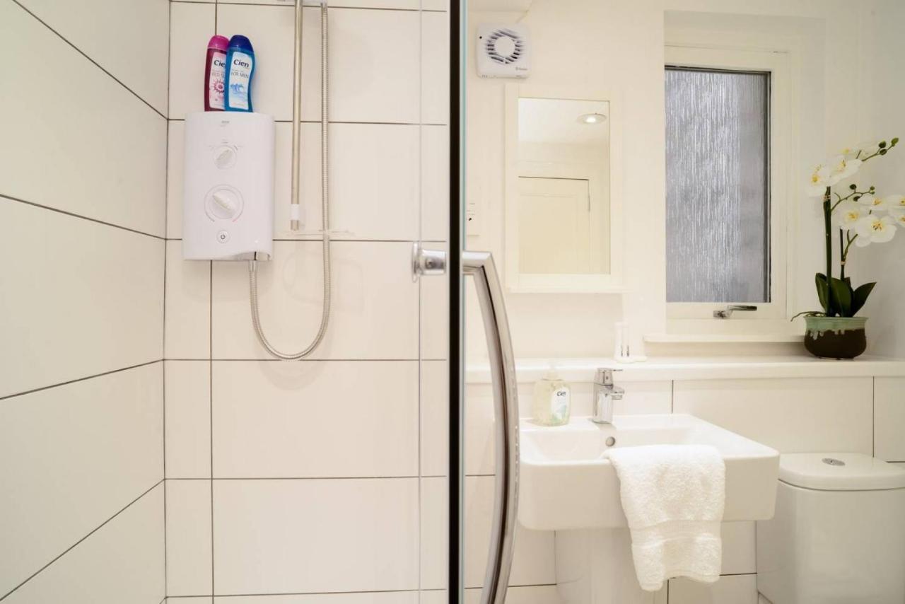 Altido Lovely Apartment For 4 With Free Parking エディンバラ エクステリア 写真